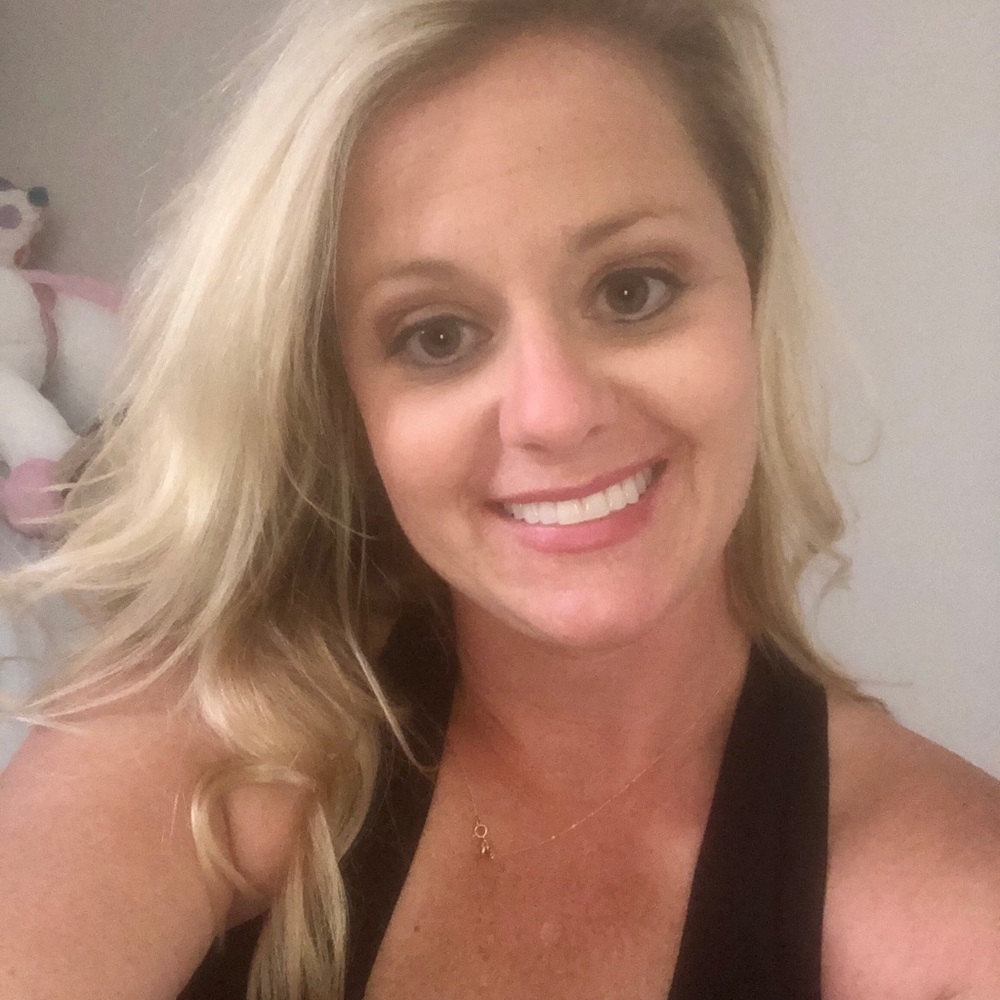 Meet your Posher, Danielle s.